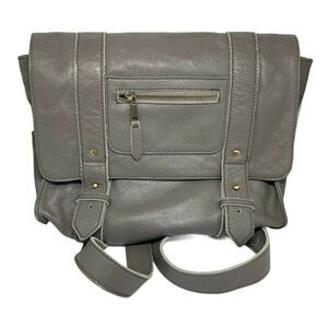 Vere Verto Convertible Messenger Bag  Backpack